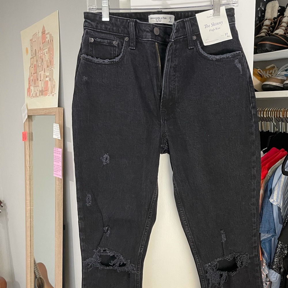 A&F curve love black skinny jeans